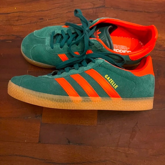 Adidas Gazelle 'Collegiate Green Preloved Red' Size 4.5 - Picture 4 of 6